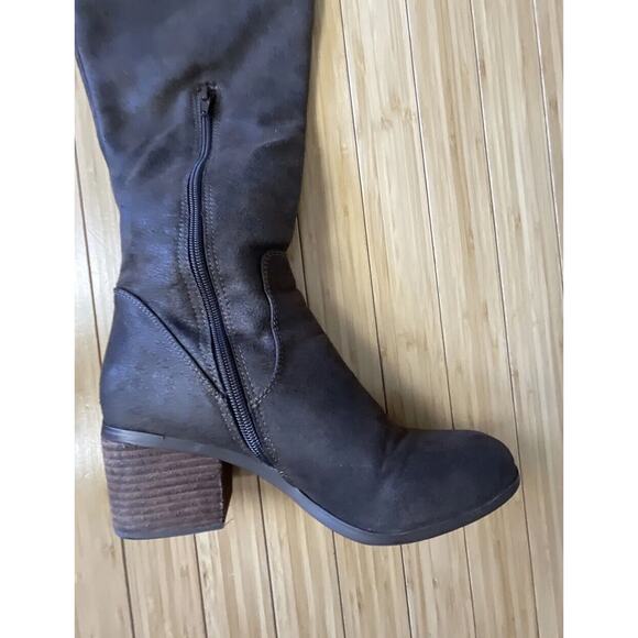 Report Fisher Women’s Boots Size 7.5 Riding Boot Over the Knee Brown Half Zip - Picture 7 of 16